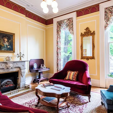 Dupont Mansion Bed & Breakfast-2